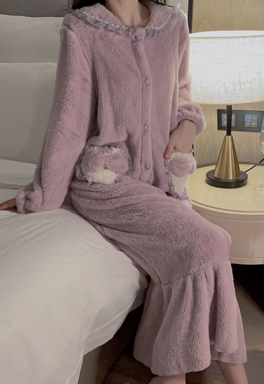Light Purple Fluffy Fleece Nightgown with Heart Pockets | Polyester & Elastane – SKU# 75